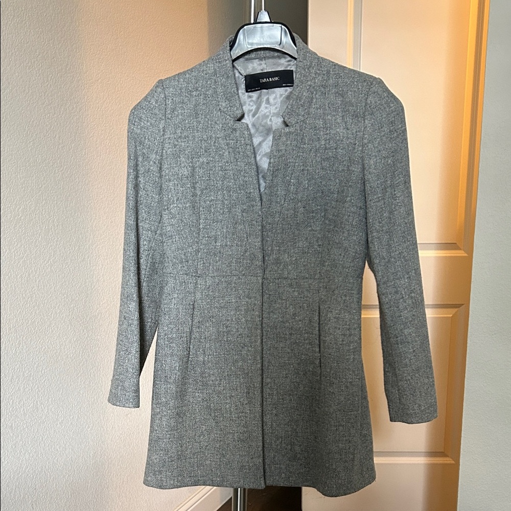 Zara Women's Classic Gray Blazer